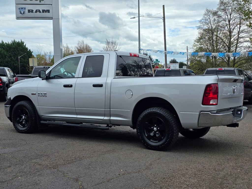 Used 2017 RAM 1500 ST w/ SXT Appearance Group AWD/4WD image 2