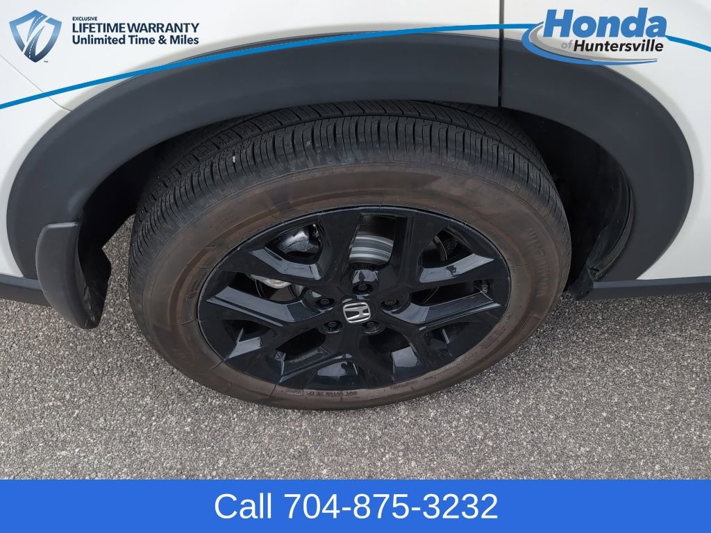 Used 2023 Honda HR-V Sport image 10