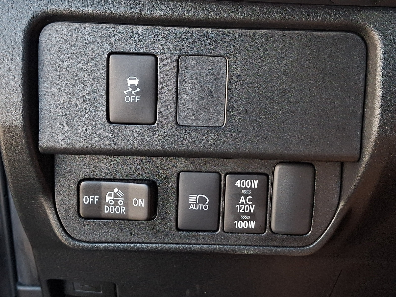 Used 2023 Toyota Tacoma TRD Off-Road AWD/4WD image 26