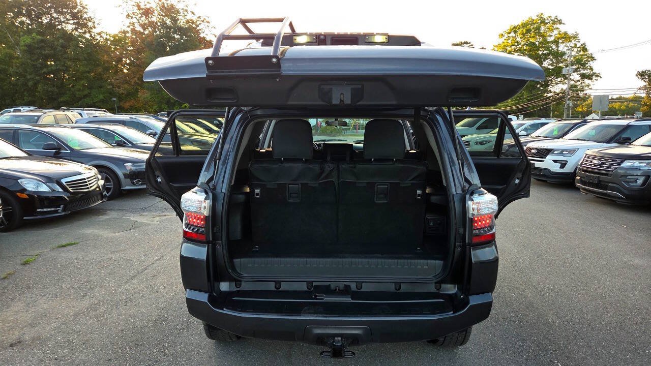 Used 2014 Toyota 4Runner SR5 AWD/4WD image 42