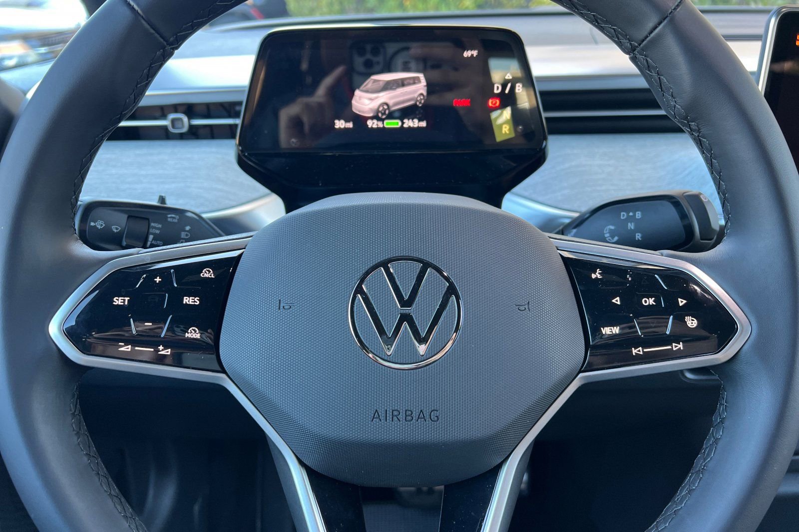 New 2025 Volkswagen ID. Buzz Pro S RWD image 24