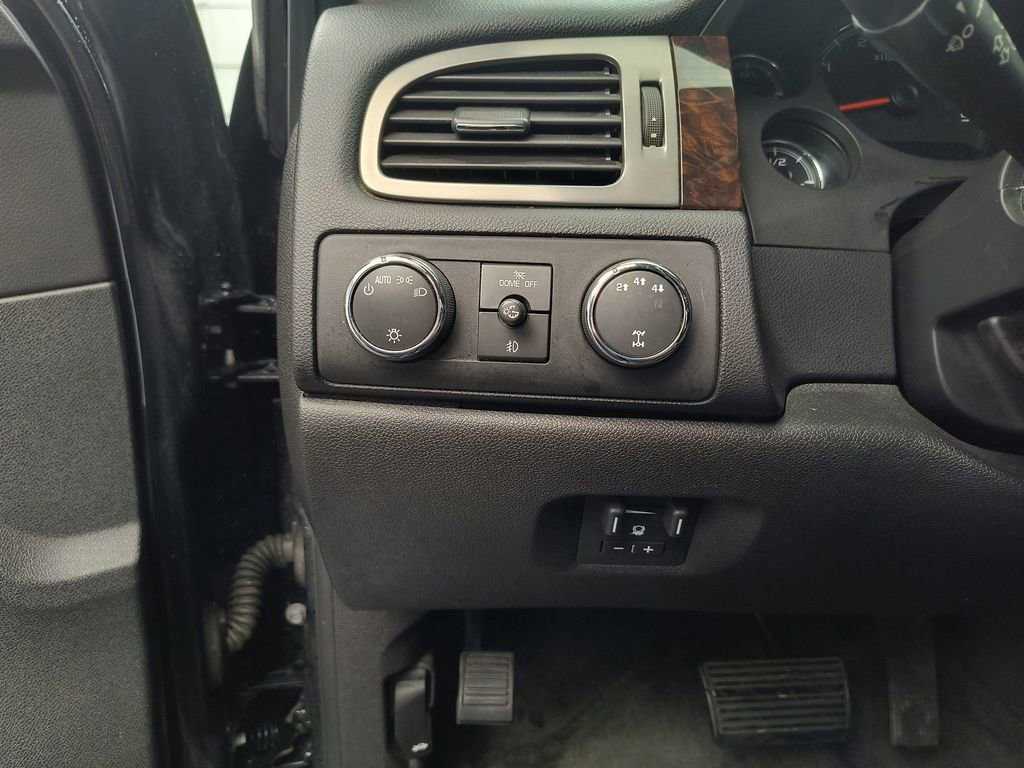 Used 2012 GMC Sierra 3500 Denali image 26