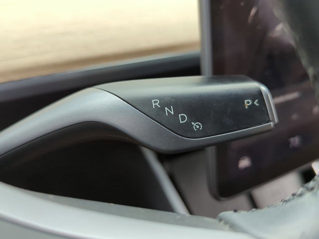 Used 2018 Tesla Model 3 Long Range image 12