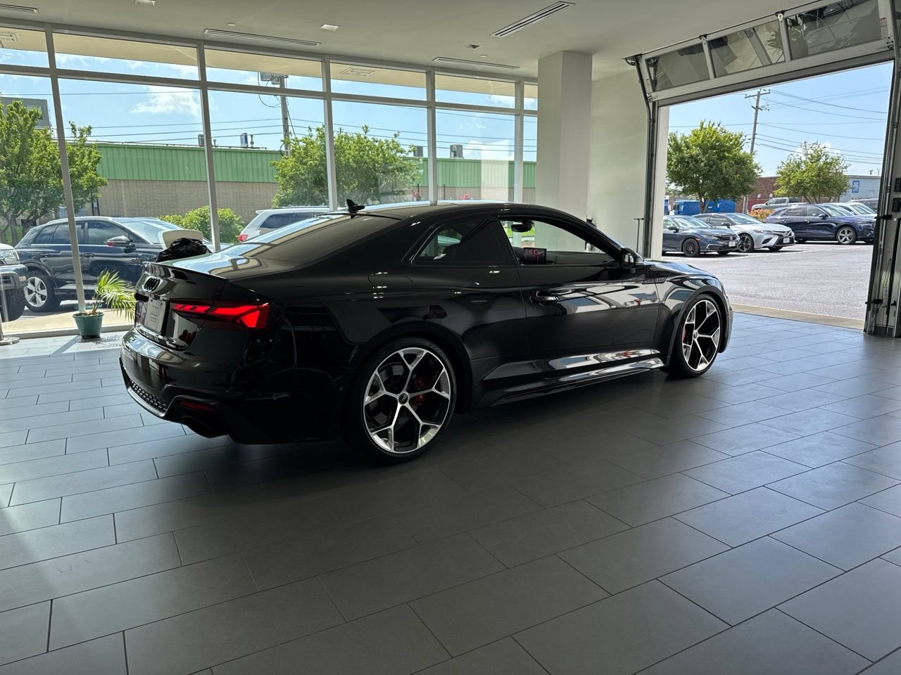 Used 2023 Audi RS 5 AWD/4WD image 8