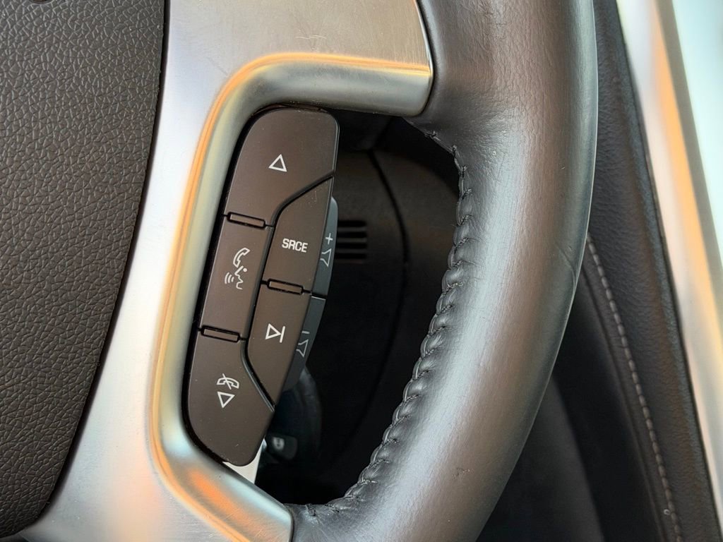 Used 2014 GMC Acadia SLE image 16