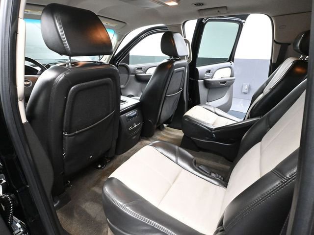 Used 2008 Chevrolet Suburban LT w/ LT Preferred Equipment Group image 36