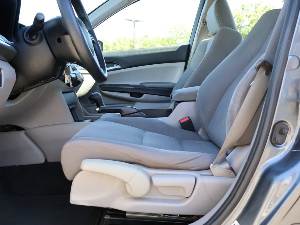 Used 2012 Honda Accord LX image 27