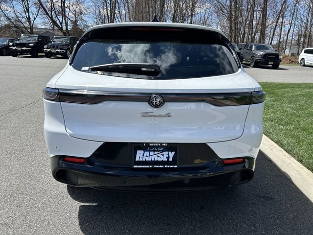 New 2026 Alfa Romeo Tonale w/ Black Premium Package image 7