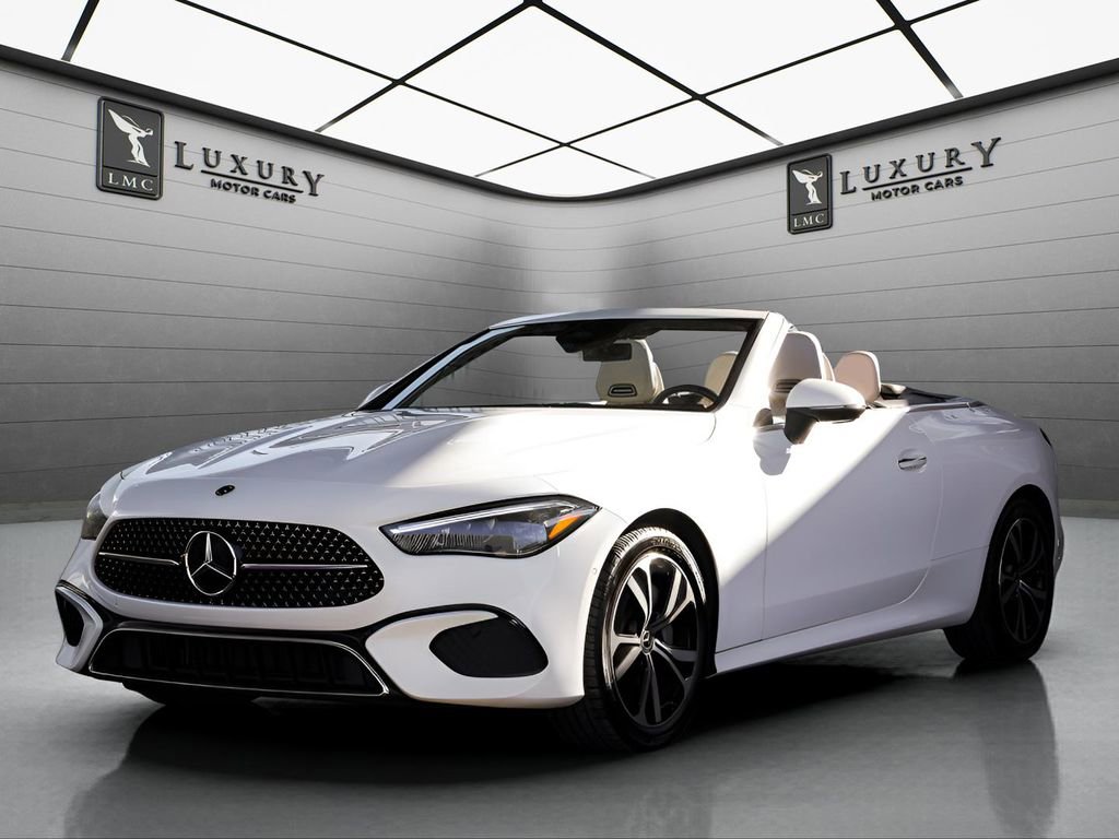 Used 2024 Mercedes-Benz CLE 300 4MATIC Cabriolet image 8