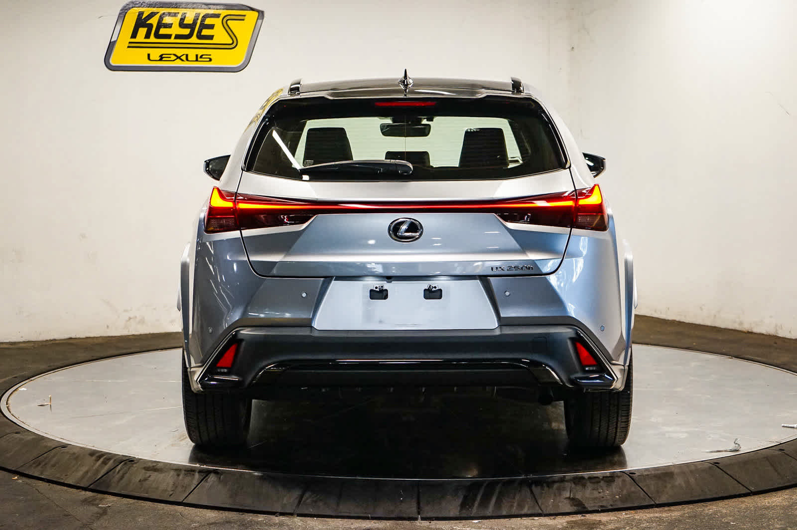Used 2024 Lexus UX 250h F Sport FWD image 7