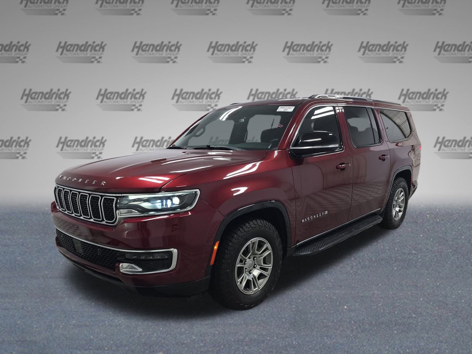 Used 2024 Jeep Wagoneer L image 40