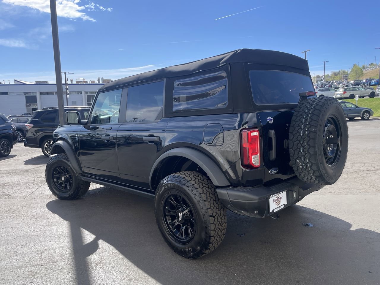Used 2023 Ford Bronco Black Diamond AWD/4WD image 5