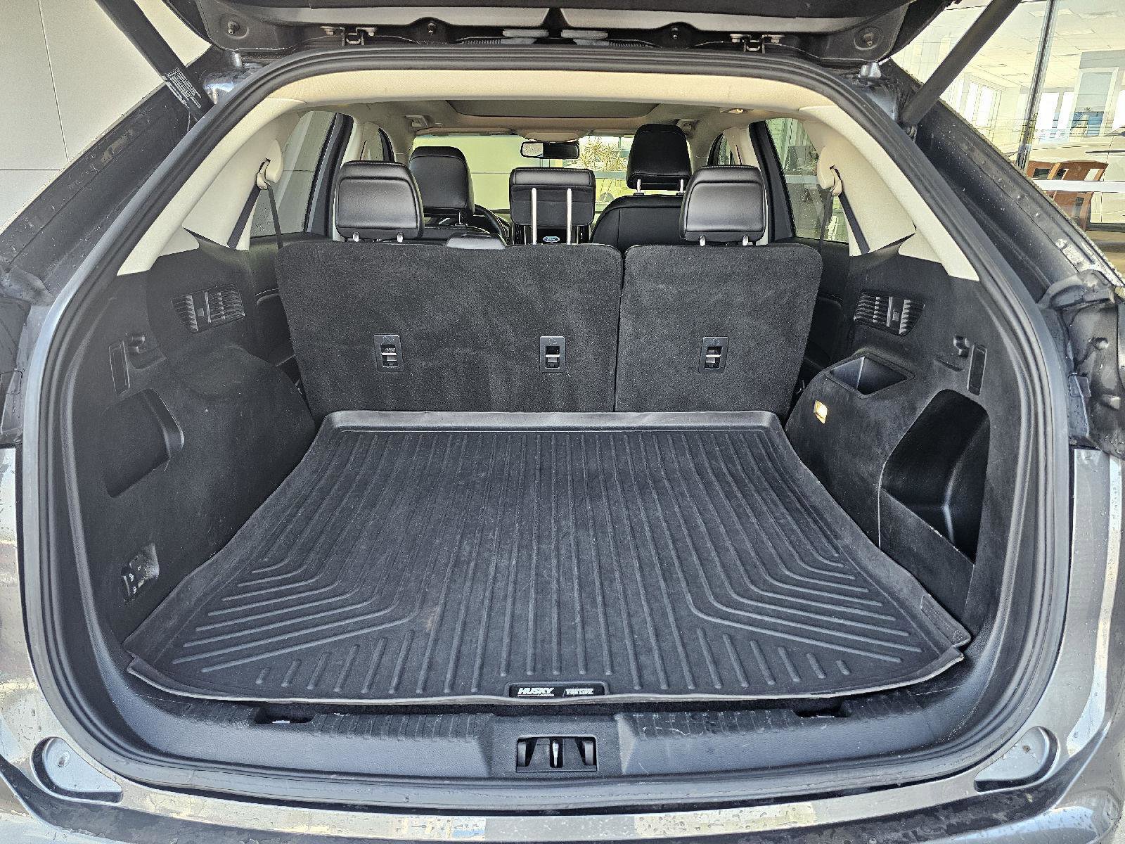 Used 2020 Ford Edge SEL w/ Convenience Package image 15