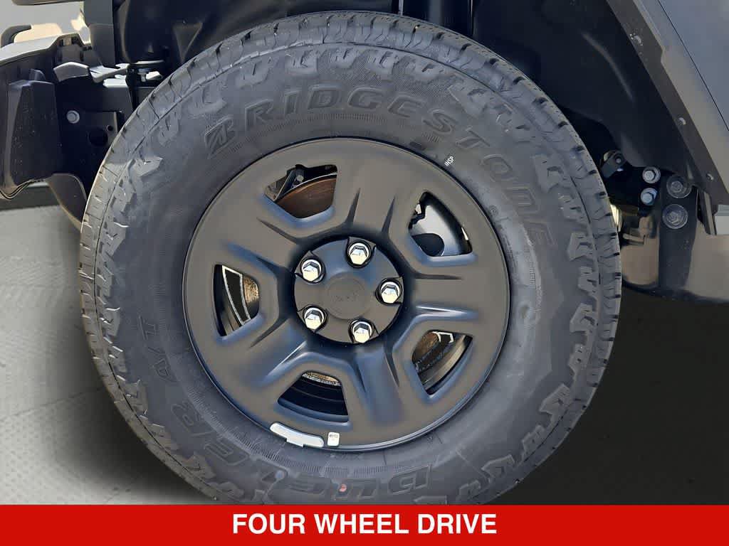 New 2026 Jeep Gladiator Sport AWD/4WD image 14