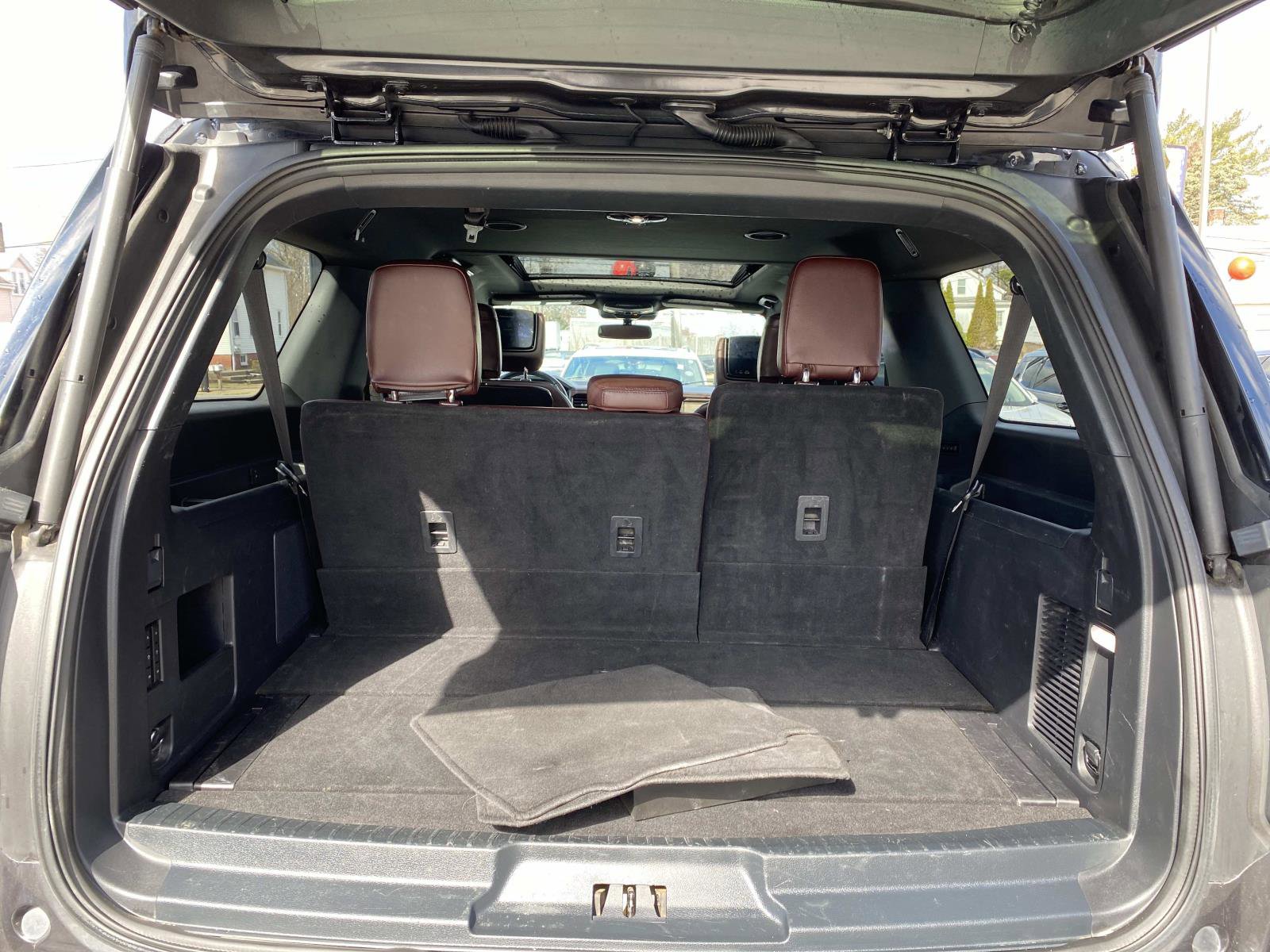 Used 2023 Ford Expedition Max Limited AWD/4WD image 5