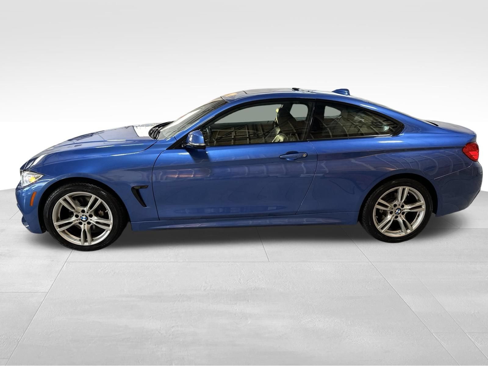 Used 2015 BMW 428i xDrive Coupe AWD/4WD image 8