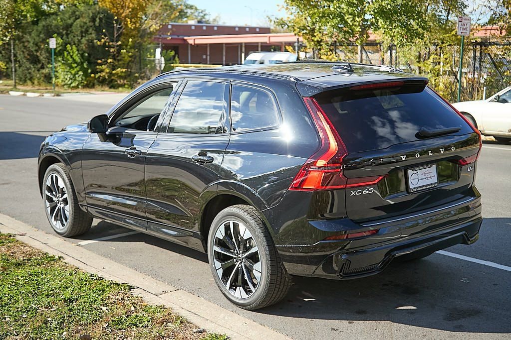 New 2026 Volvo XC60 B5 Plus w/ Protection Package Premier image 7