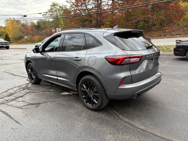 Used 2024 Ford Escape ST-Line Elite w/ Premium Technology Package image 7