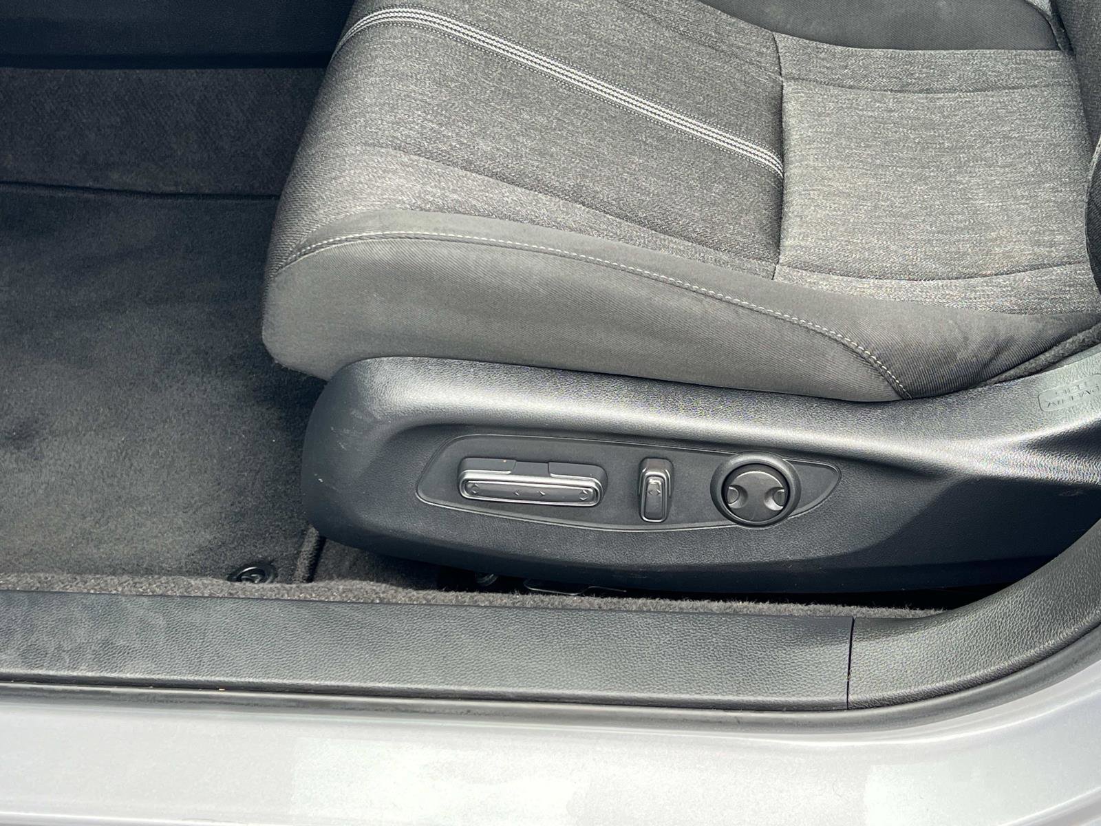 Certified 2023 Honda Accord Sport image 16