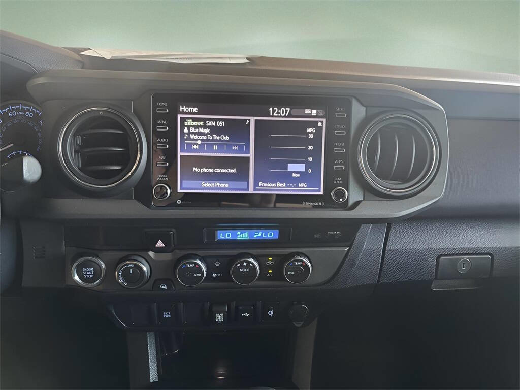 Used 2023 Toyota Tacoma TRD Off-Road image 12