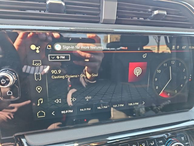 Used 2025 GMC Sierra 1500 AT4 image 13