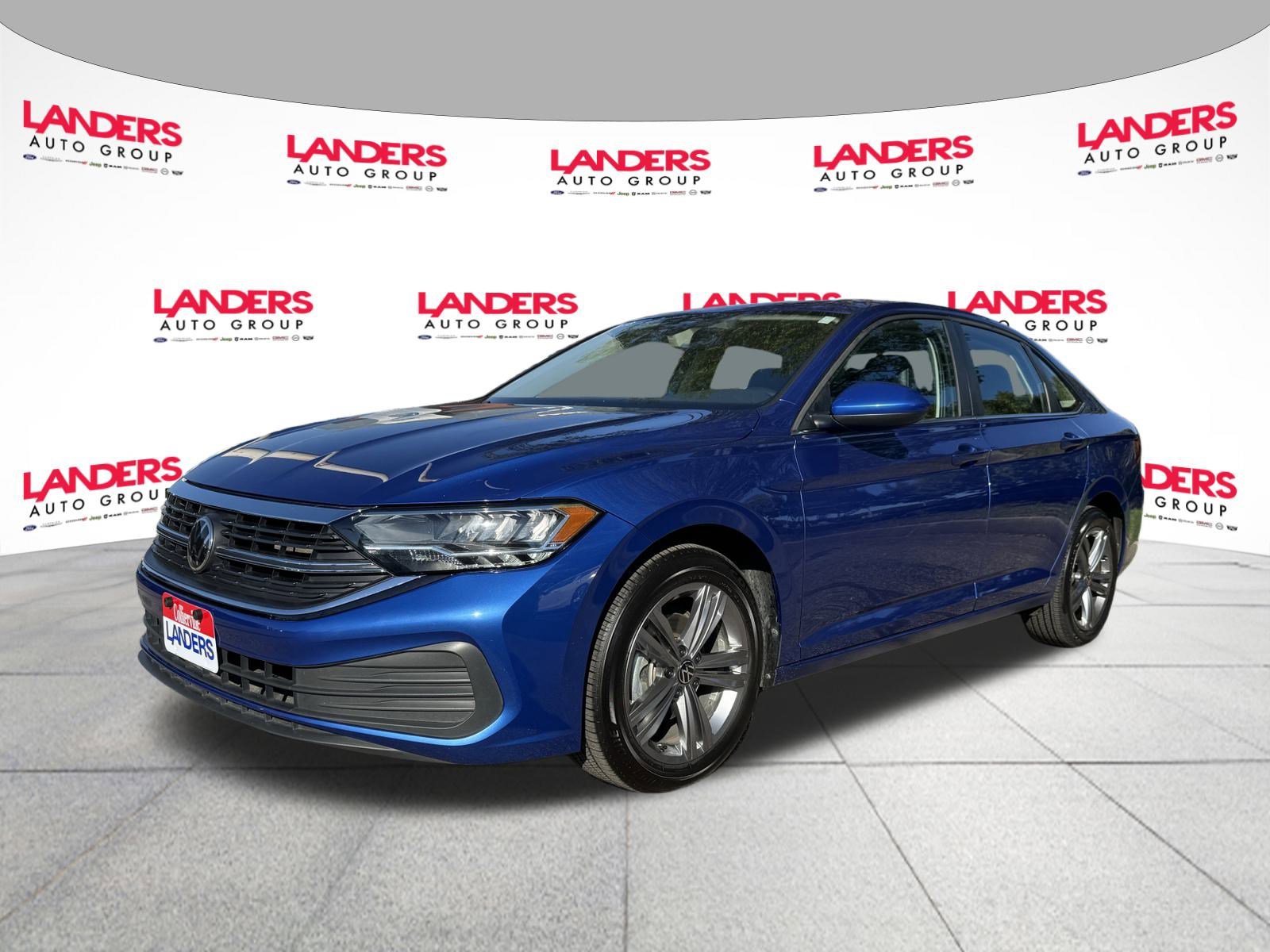 Used 2024 Volkswagen Jetta SE image 7