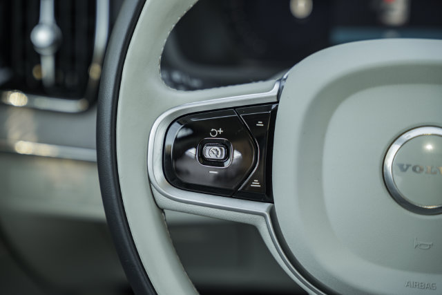 Certified 2026 Volvo XC90 B6 Ultra AWD/4WD image 29
