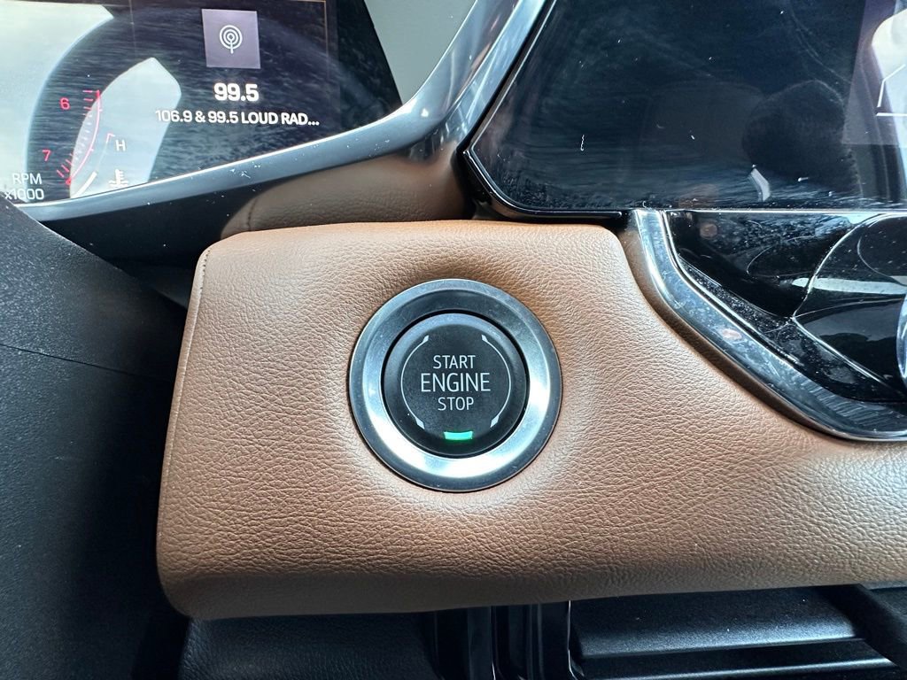Certified 2025 GMC Canyon AT4 AWD/4WD image 33