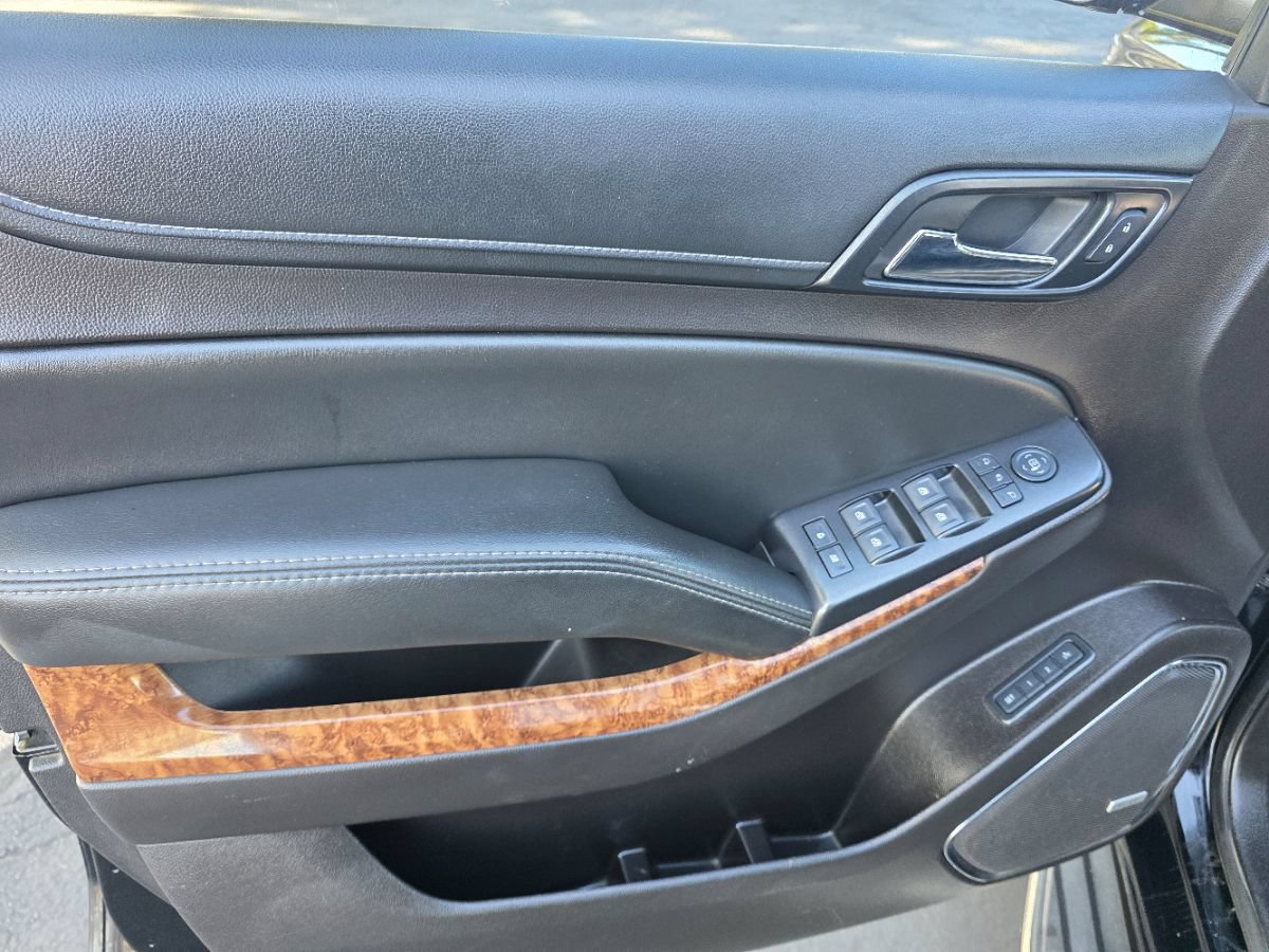 Used 2017 Chevrolet Tahoe Premier AWD/4WD image 13