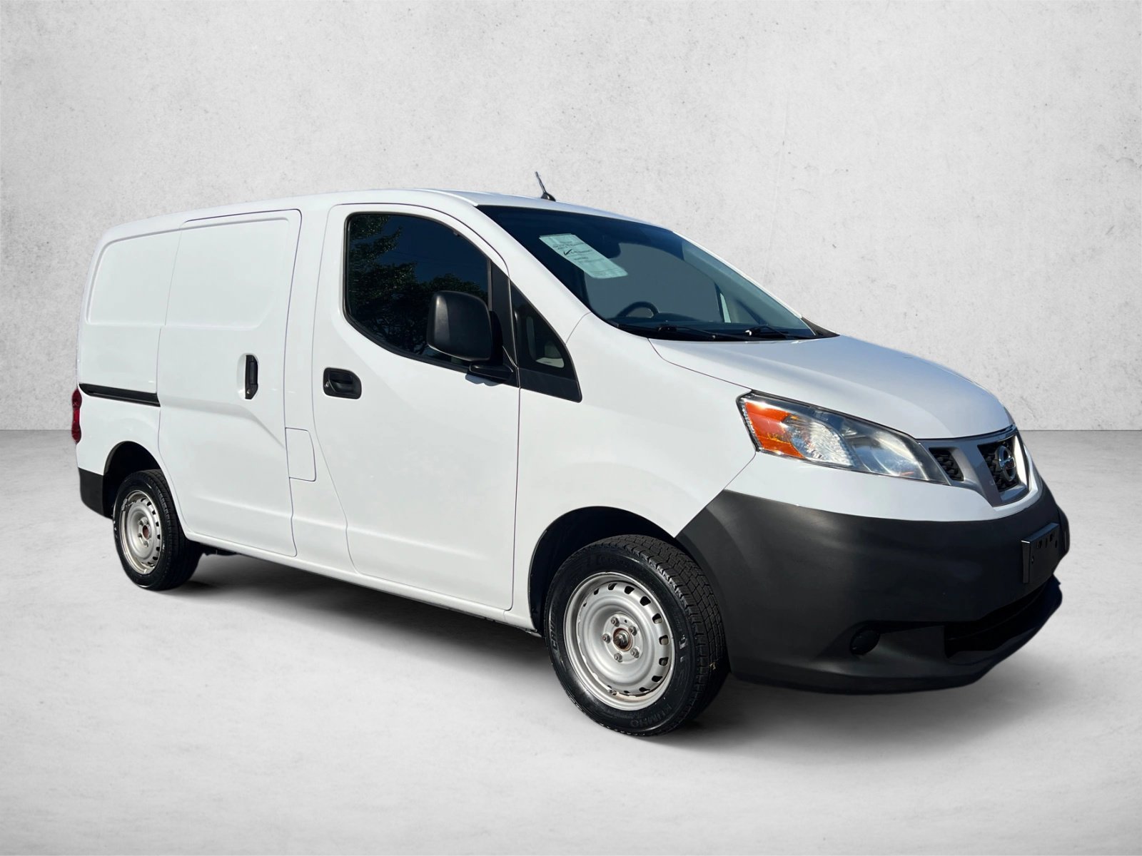 Used 2016 Nissan NV200 S w/ Back Door Glass Package FWD video 3