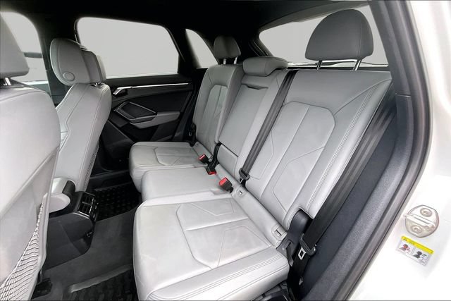 Used 2023 Audi Q3 2.0T Premium Plus AWD/4WD image 28