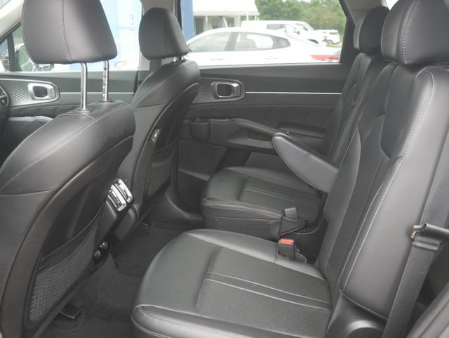 Used 2023 Kia Sorento SX AWD/4WD image 43