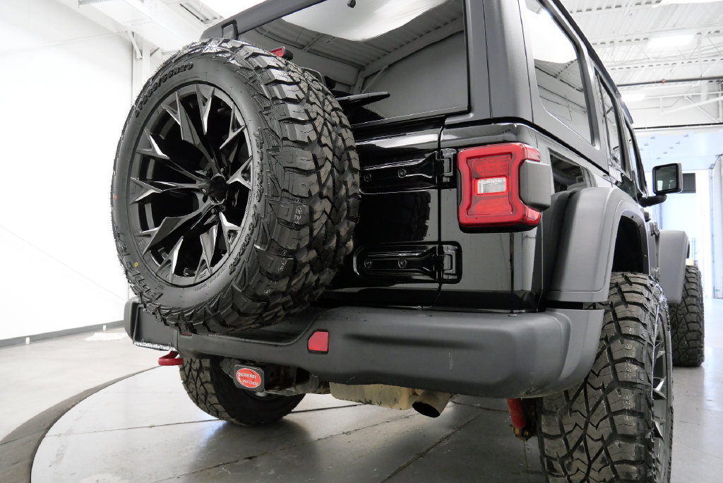 Used 2021 Jeep Wrangler Unlimited Rubicon AWD/4WD image 40