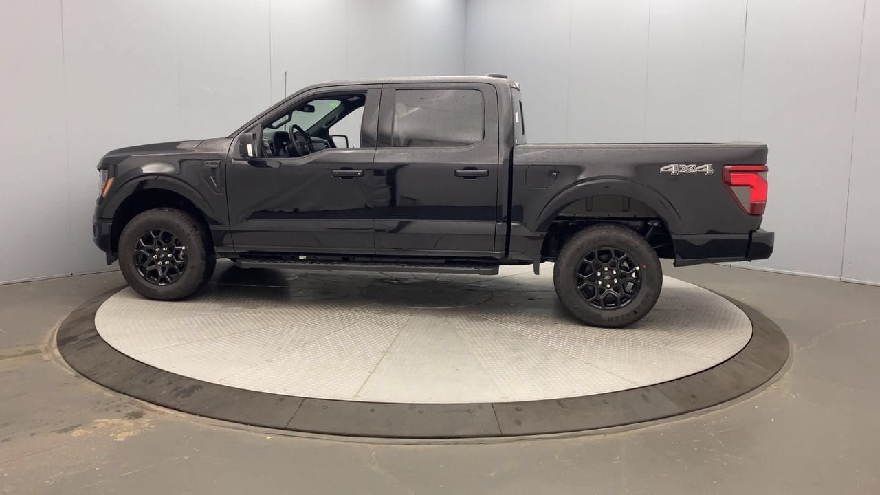 New 2026 Ford F150 XLT w/ Equipment Group 302A MID AWD/4WD image 2