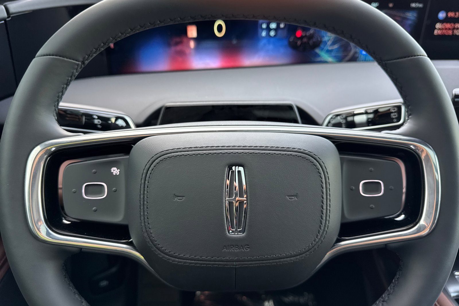 New 2026 Lincoln Nautilus Reserve w/ Jet Appearance Package image 23