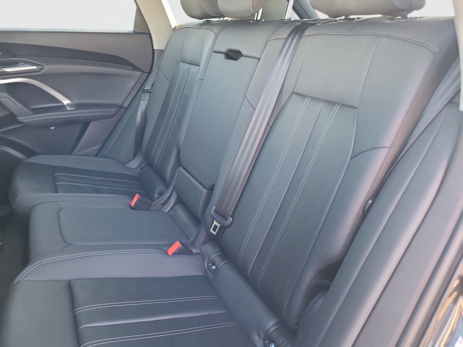 Used 2025 Audi Q5 Premium Plus w/ Premium Plus image 15