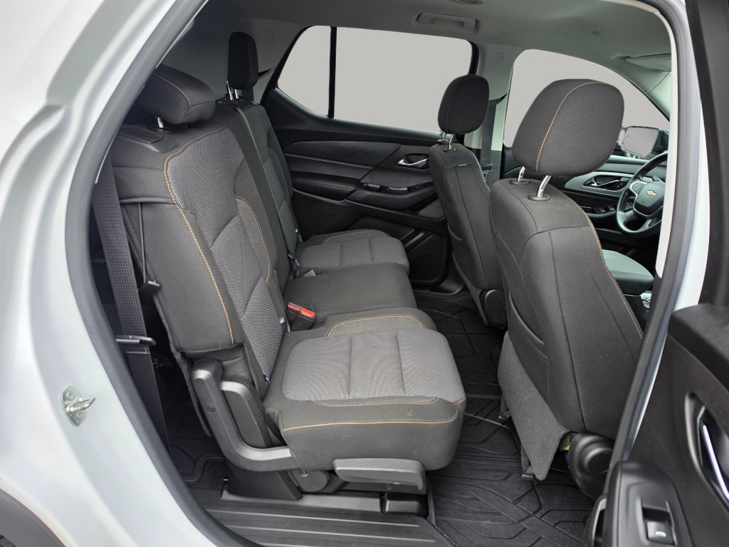 Used 2018 Chevrolet Traverse LS w/ LPO, Floor Liner Package AWD/4WD image 29