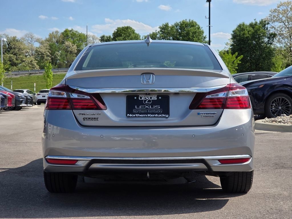 Used 2017 Honda Accord Touring image 25