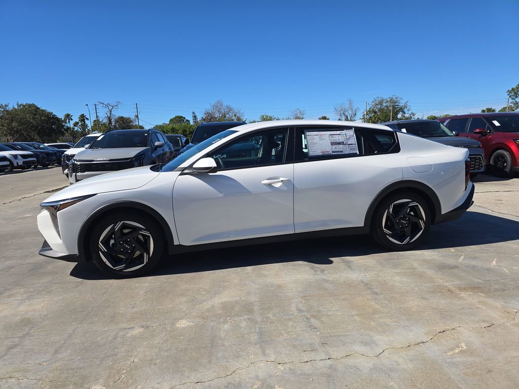 New 2026 Kia K4 EX image 5