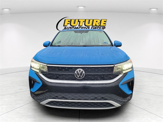 Used 2022 Volkswagen Taos SE image 2