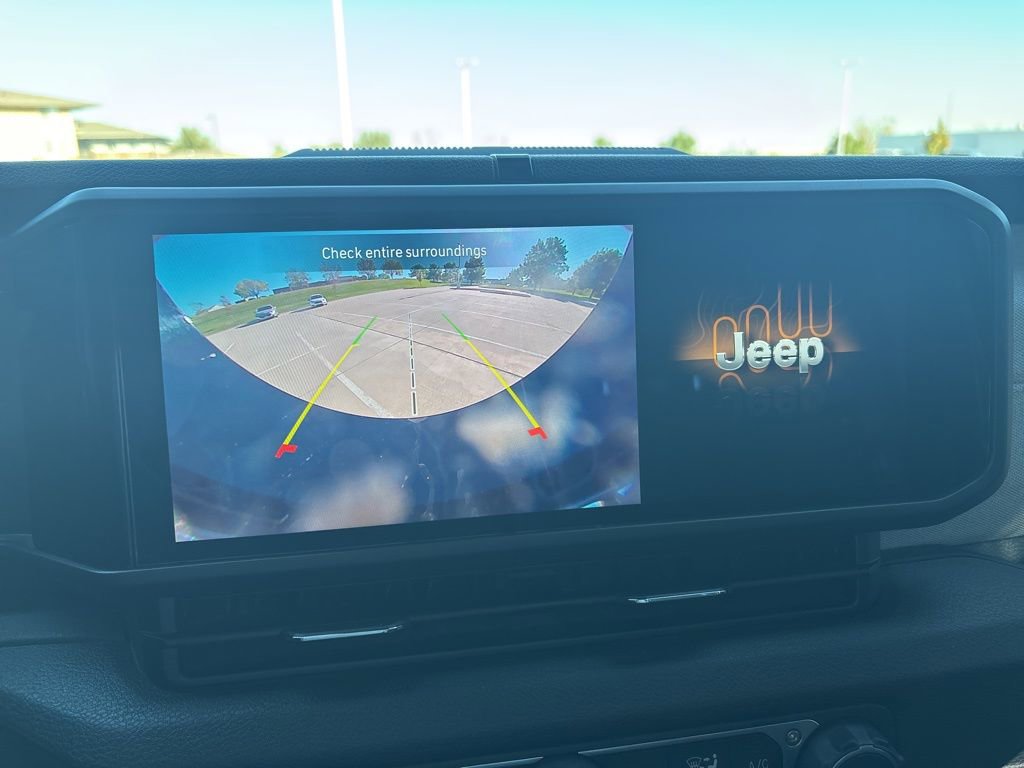 Used 2024 Jeep Wrangler Sport S image 28