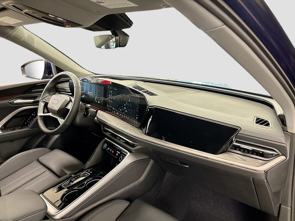 New 2025 Audi Q5 2.0T Premium Plus image 14