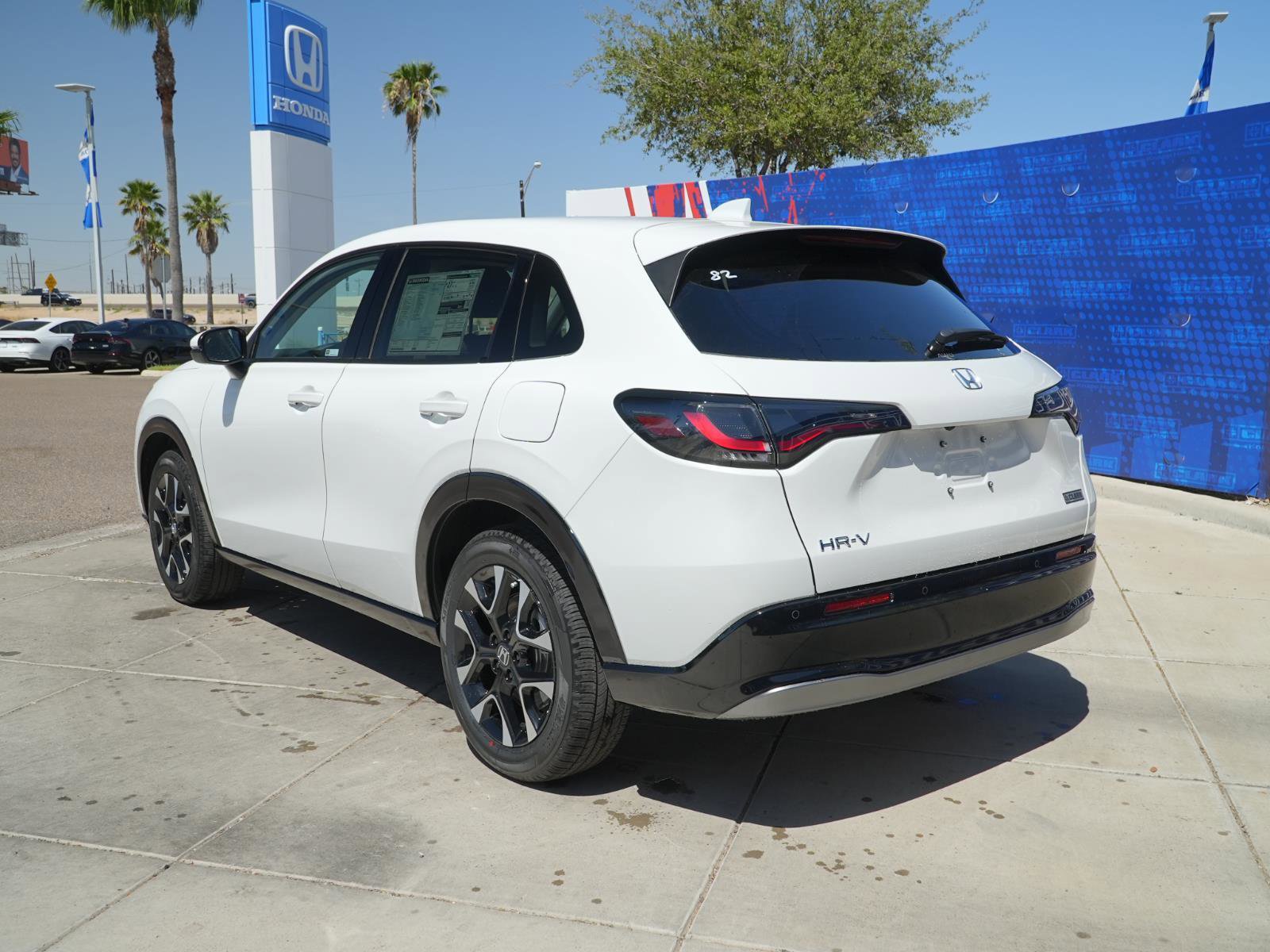 New 2026 Honda HR-V EX-L image 9