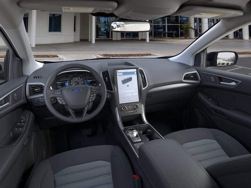 New 2024 Ford Edge SE w/ Black Appearance Package image 9