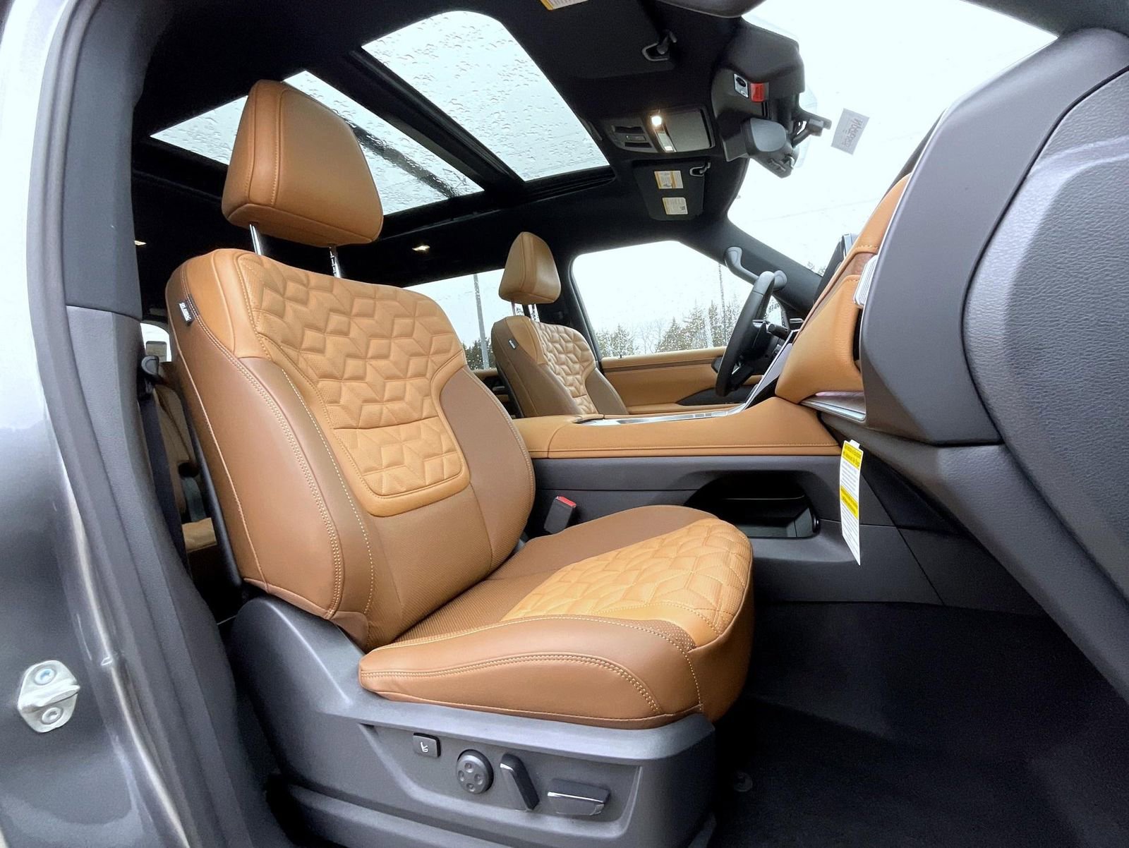 New 2026 Nissan Armada Platinum Reserve image 16