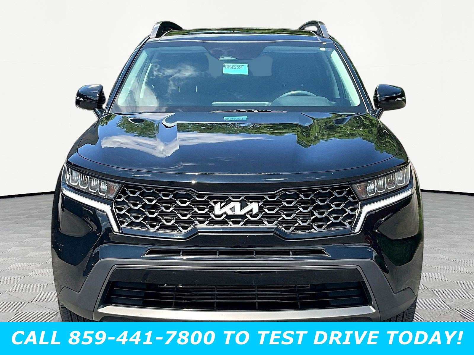 Used 2023 Kia Sorento S w/ Panoramic Sunroof Package AWD/4WD image 2