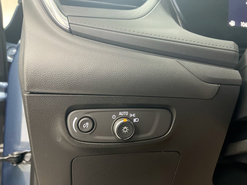 Used 2025 Buick Encore GX Preferred FWD image 18