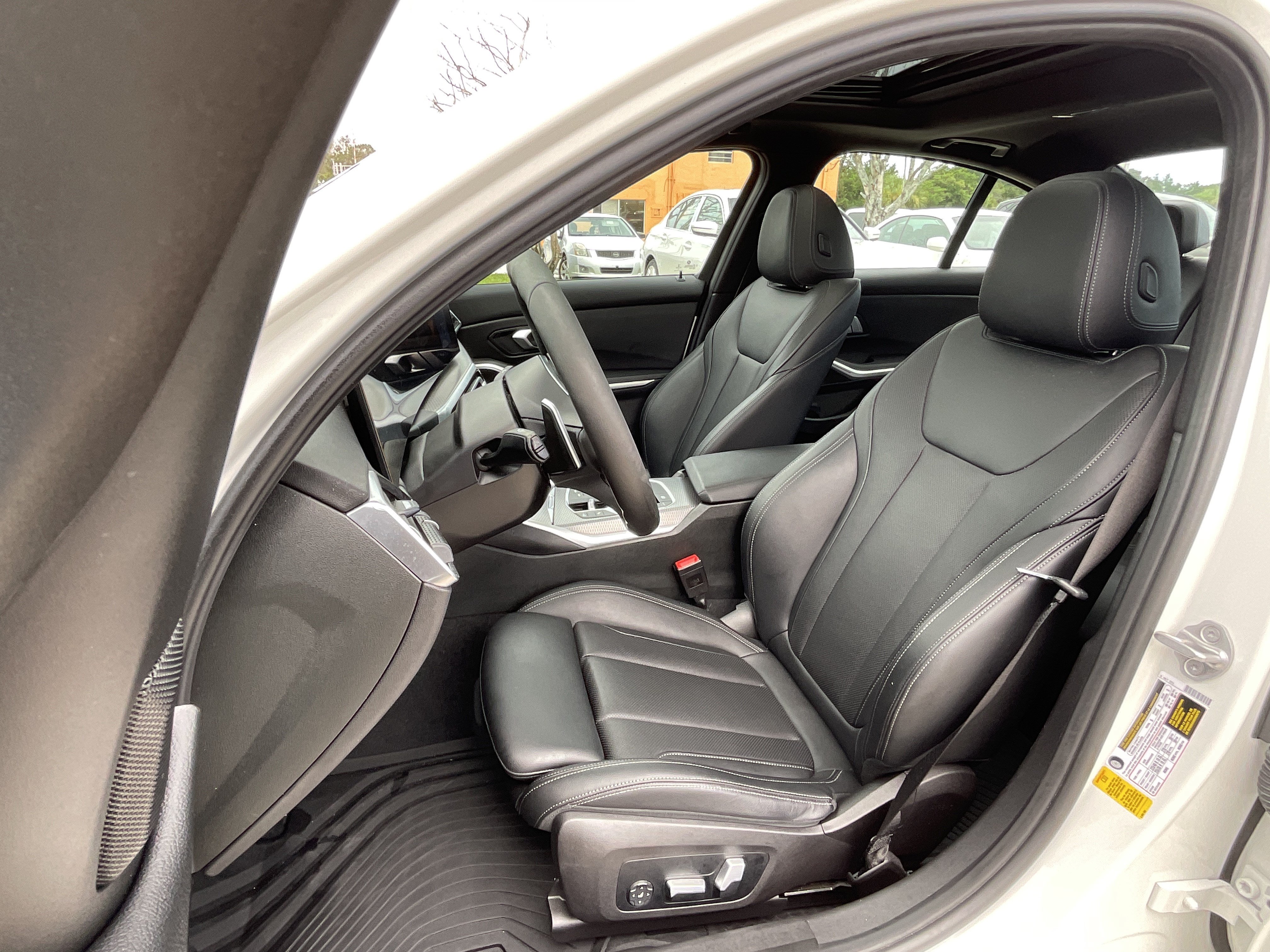 Used 2023 BMW M340i w/ Driving Assistance Package RWD image 11