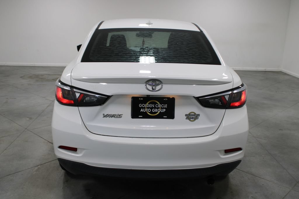 Used 2019 Toyota Yaris LE FWD image 8