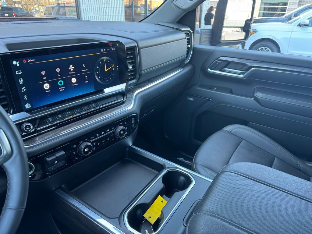 Used 2024 Chevrolet Silverado 2500 LTZ w/ LTZ Plus Package image 11